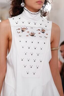 CHLOE White Iconic Milk Eyelet Embellishments Turtle Neck Sleeveless Top sz 36